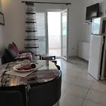 Apartmán Family-friendly With Swimming Pools Arbanija, Ciovo - 16478 Trogir