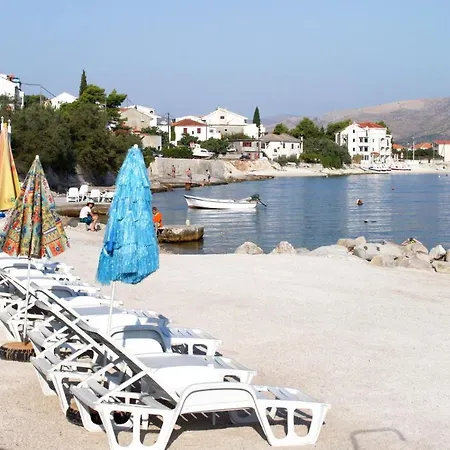 Family-friendly With Swimming Pools Arbanija, Ciovo - 16478 Apartman Trogir