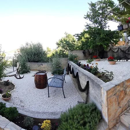 Family-friendly With Swimming Pools Arbanija, Ciovo - 16478 *