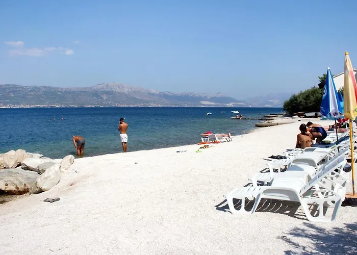 Family-friendly With Swimming Pools Arbanija, Ciovo - 16478 Appartement *