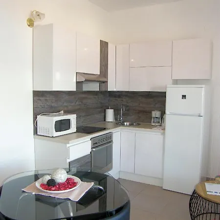 Family-friendly With Swimming Pools Arbanija, Ciovo - 16478 Трогир