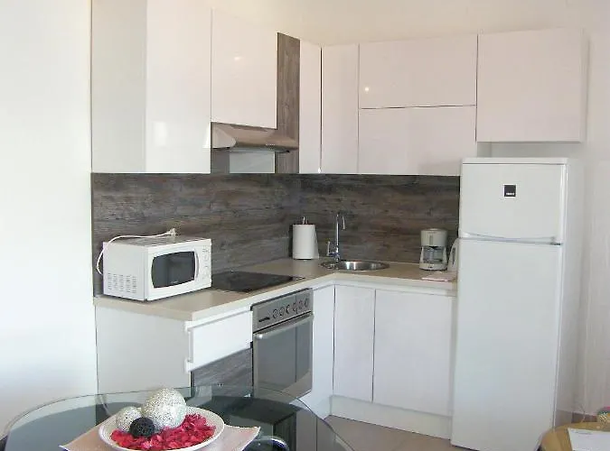 Family-friendly With Swimming Pools Arbanija, Ciovo - 16478 Trogir
